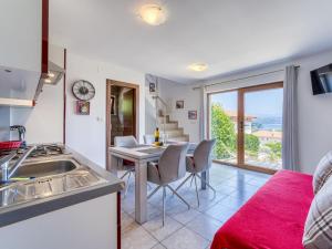 Apartment Perla 1-2 by Interhome