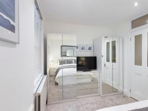 No 3 at Upton Cross House, Chester