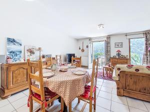 Apartment Domaine de Crespin-6 by Interhome