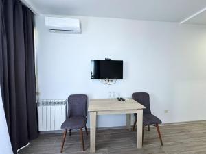 Green House - Studio Apartment with Panoramic View