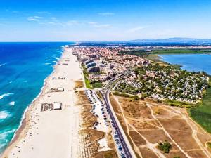 Maisons de vacances Holiday Home La Grange by Interhome : photos des chambres