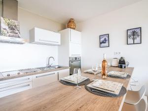 Apartment Cannes Parc-2 by Interhome