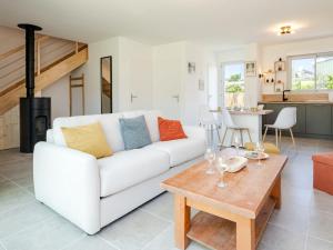 Maisons de vacances Holiday Home Laval by Interhome : photos des chambres
