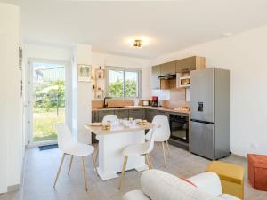 Maisons de vacances Holiday Home Laval by Interhome : photos des chambres