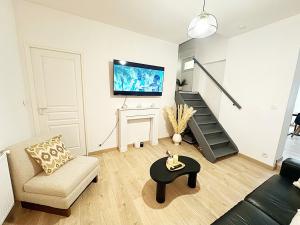 Maisons de vacances Maison Charmante - Pro & Famille - Tout Confort - 5 Chambres : photos des chambres