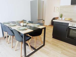 Maisons de vacances Maison Charmante - Pro & Famille - Tout Confort - 5 Chambres : photos des chambres