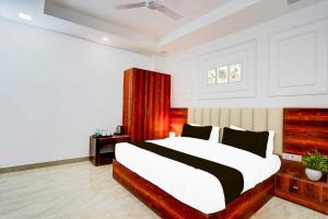 Hotel O The Royal Plaza Bulandshahr