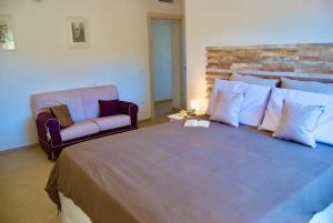 Trullo & country house with pool