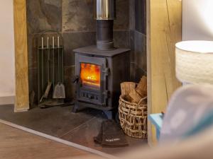 1 Bed in Tintagel 36928