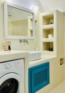 Tiara hideaway house