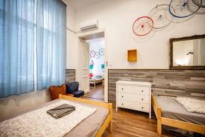 Very Central apartment- 2 Bedrooms and 2 Bathrooms