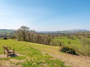 2 bed property in Bala North Wales 87274