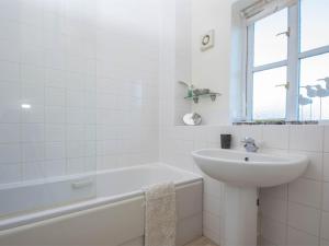 3 Bed in Studland DC072