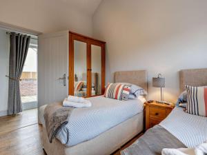 2 Bed in Winterton on Sea 29236