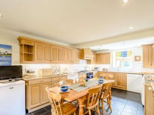 3 Bed in Nidderdale HH016