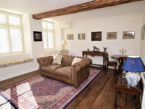 1 bed property in Tetbury 79151