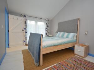 2 bed in Llansteffan 74268