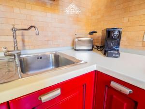 Eulalia 25 - Morada img12