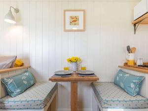 1 Bed in Hayfield 87592