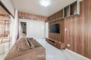 Apartamento c Varanda e Churrasq. CEC0801