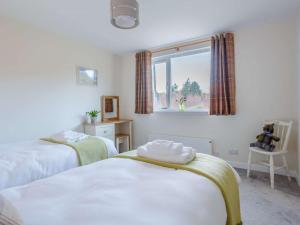 2 Bed in Camus Croise 86437