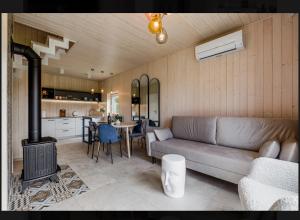 Domek włoski nad morzem, Ciao Ragazzi