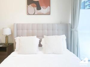 Urban Charm Studio with Balcony in Azizi Riviera