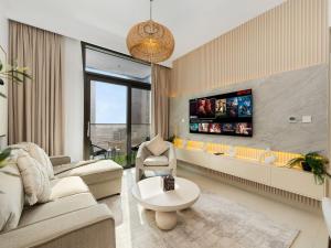 Mahogany 16 - 1BR 4 Guests - Walk to Burj Khalifa