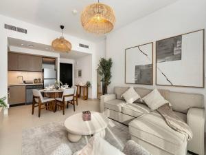 Mahogany 16 - 1BR 4 Guests - Walk to Burj Khalifa