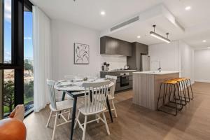 3BR Apt Urban Stay deal for Families and Groups