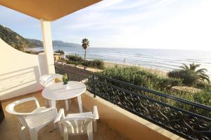 Corfu Glyfada Menigos Beach Apartments Corfu Greece