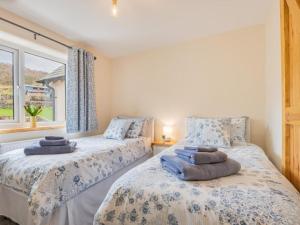 2 bed property in Backbarrow Lake District SZ393