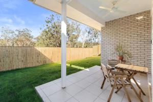 Modern 4BR Comfort in Quiet Park Ridge Location