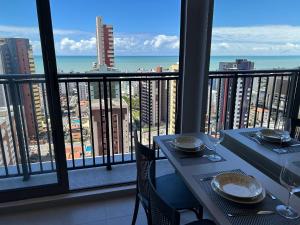 Bela Hospedagem - #1701 Simple Manaira, linda vista da cidade e do mar