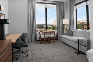 Residence Inn by Marriott Lincoln Downtown