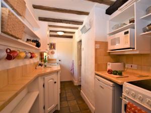 2 Bed in Roughton BUCN8