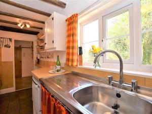 2 Bed in Roughton BUCN8