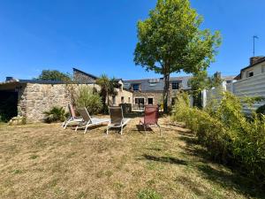 Riantec- Ti Gwenvael - Grande Maison avec Baby Foot et Terrain Clos