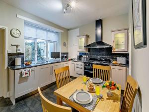 2 Bed in Chinley 86413