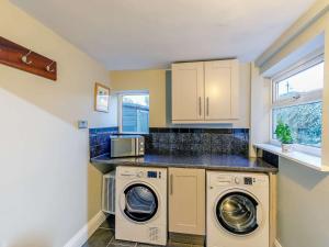 2 Bed in Chinley 86413