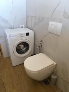 Margo Sea View Studio