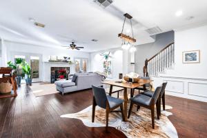 Updated Home, Zen Vibe, 3BR w Cowboy Pool