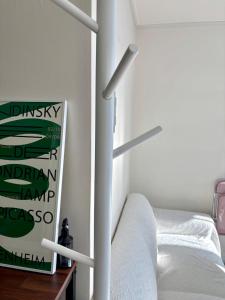 5 minutes from Hongik University Station Inhere Studio- room A