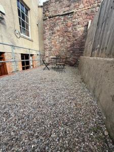 Stylish Industrial 1 Bed