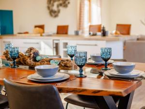 3 Bed in Westward Ho 89866