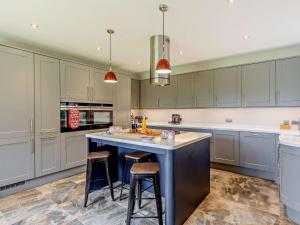 5 Bed in Ashbrittle 77900