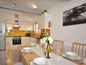 3 Bed in Moorlinch 56284