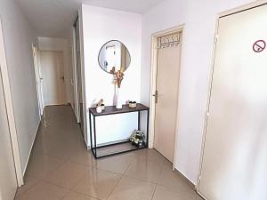 Appartements LeRelaisdOdile-Ideal Pro & Famille-Proche Metro-Fort de Mons : photos des chambres