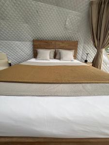 Grotto Getaway