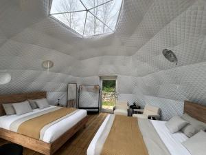 Grotto Getaway